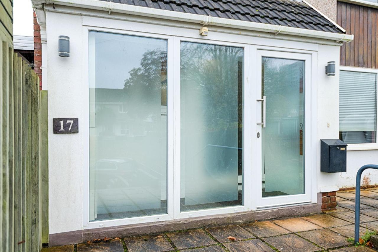 Private Parking, Garden, Close To Beach! Swansea Buitenkant foto