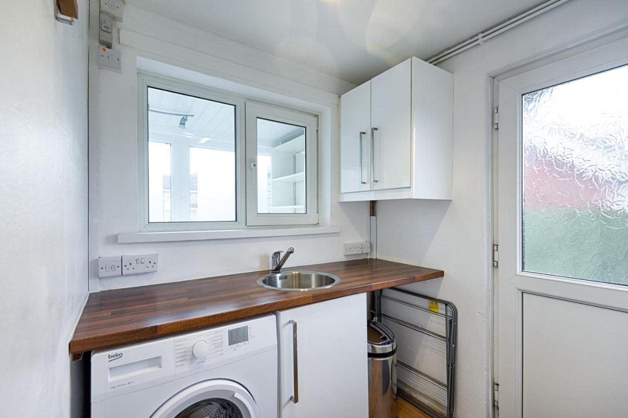 Private Parking, Garden, Close To Beach! Swansea Buitenkant foto