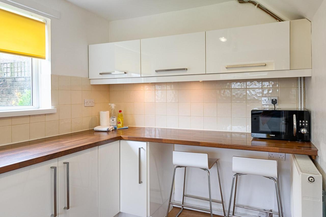Private Parking, Garden, Close To Beach! Swansea Buitenkant foto